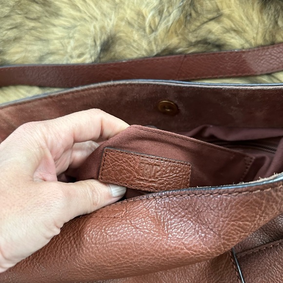 Frye Rich Brown Leather Shoulder Bag - Picture 8 of 11